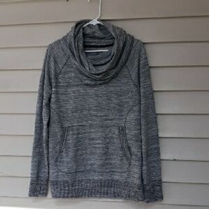 LL BEAN women Sweatshirt Sweater Top Size Large Cowl Neck EUC